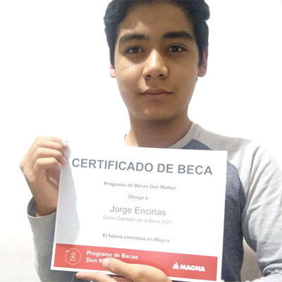 Jorge Eduardo Encinas Rodriguez receiving the Don Walker Scholarship Program Award