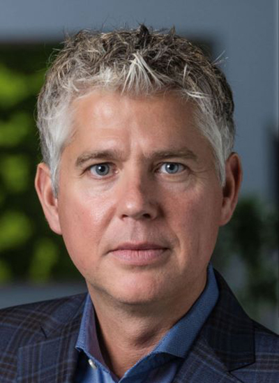 Head shot of Richard Pototschnig